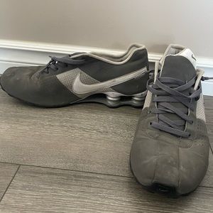 Men’s Grey Nike Shox - Size 12